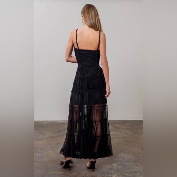 Moon River Black Ruched Bustier Maxi Dress NWT - Picture 4 of 9